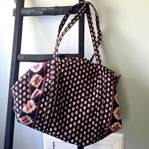 VERA BRADLEY TRAVEL BAG